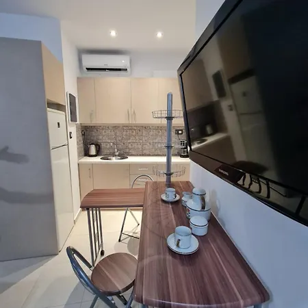 ειδικη προσφορα アパート パトラ